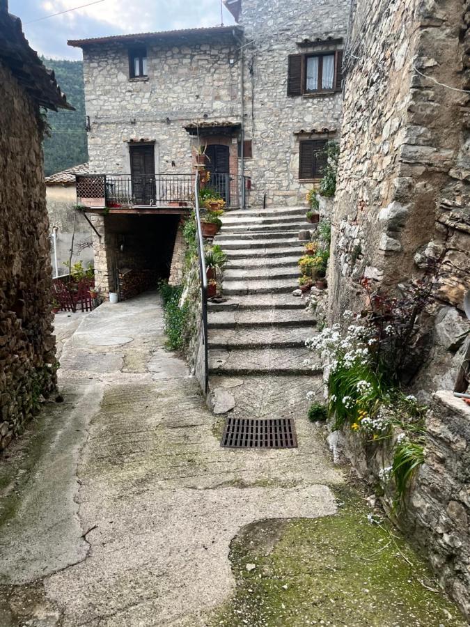Appartamento A Valle San Martino Di Spoleto Exteriér fotografie